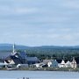 <p align="left">Une fois les nuages passés, les enfants s'aventurent dans la baie des Chaleurs qui porte bien son nom.